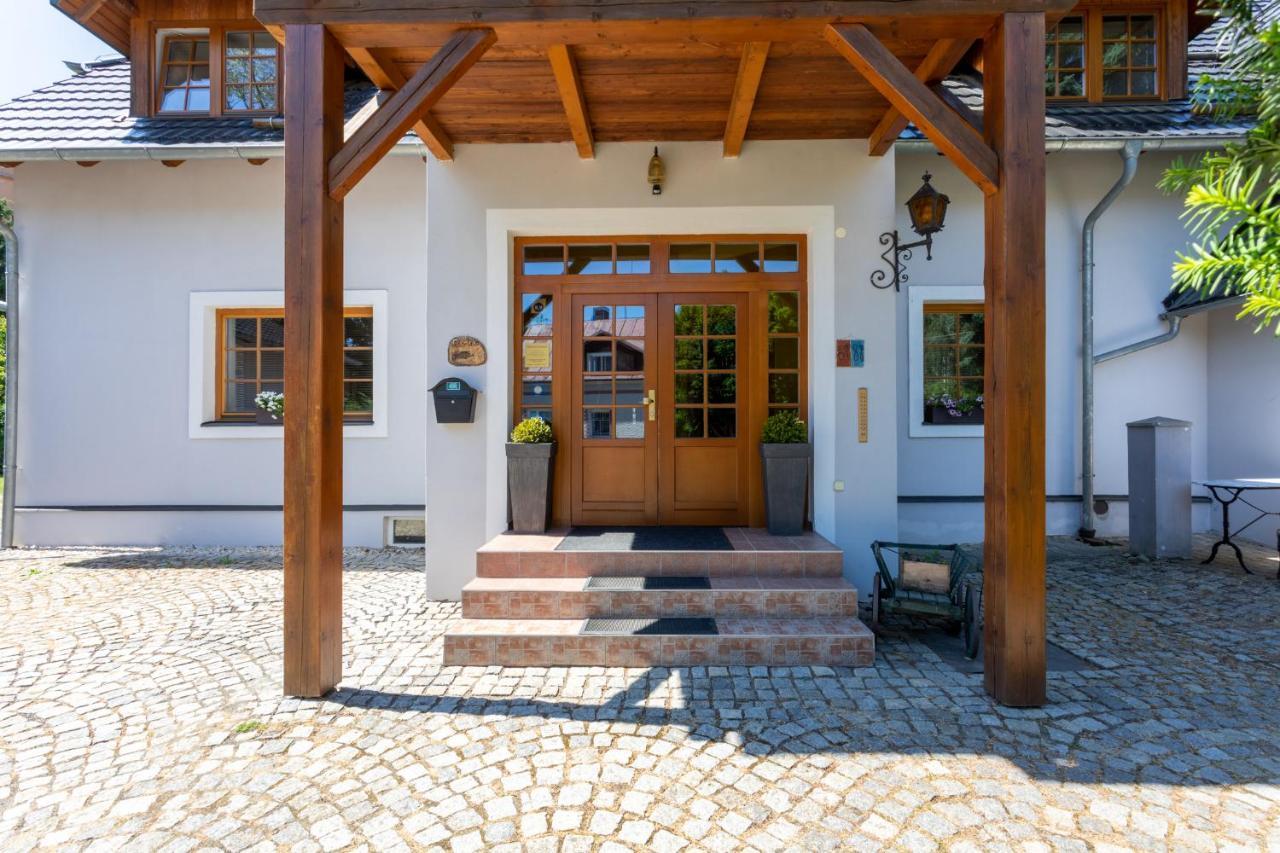 Mariánské Lázně Penzion Bavaria מראה חיצוני תמונה